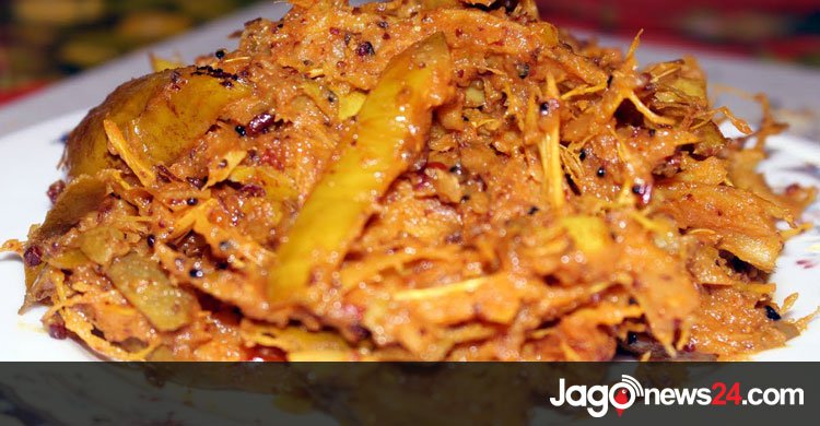 ভিন্ন স্বাদে চালতার আচার