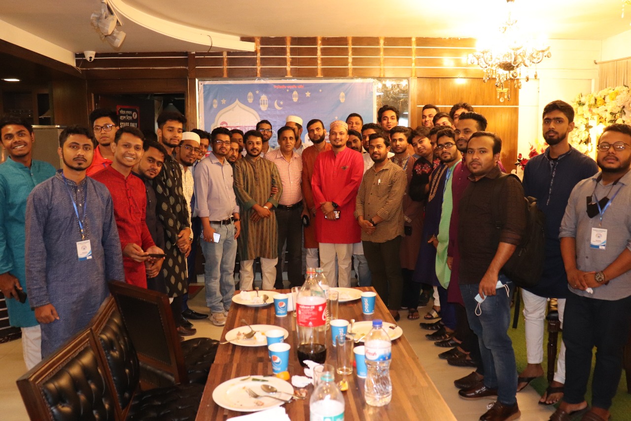 রাজধানীতে “স্টুডেন্টস্ অব নোয়াখালী” সংগঠনের ইফতার ও দোয়া মাহফিল