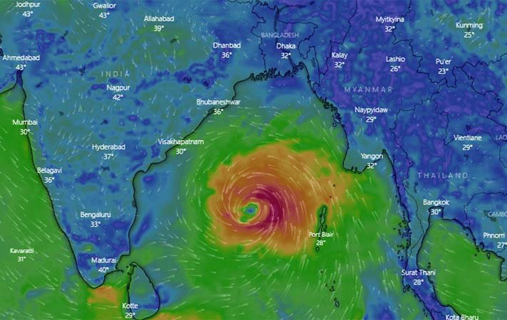 ঘূর্ণিঝড় ‘অশনি’ যে কোন মূহূর্তে গতি বদলাতে পারে