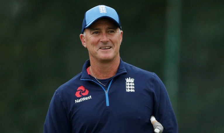 গুরুতর অসুস্থ হয়ে হাসপাতালে থর্প