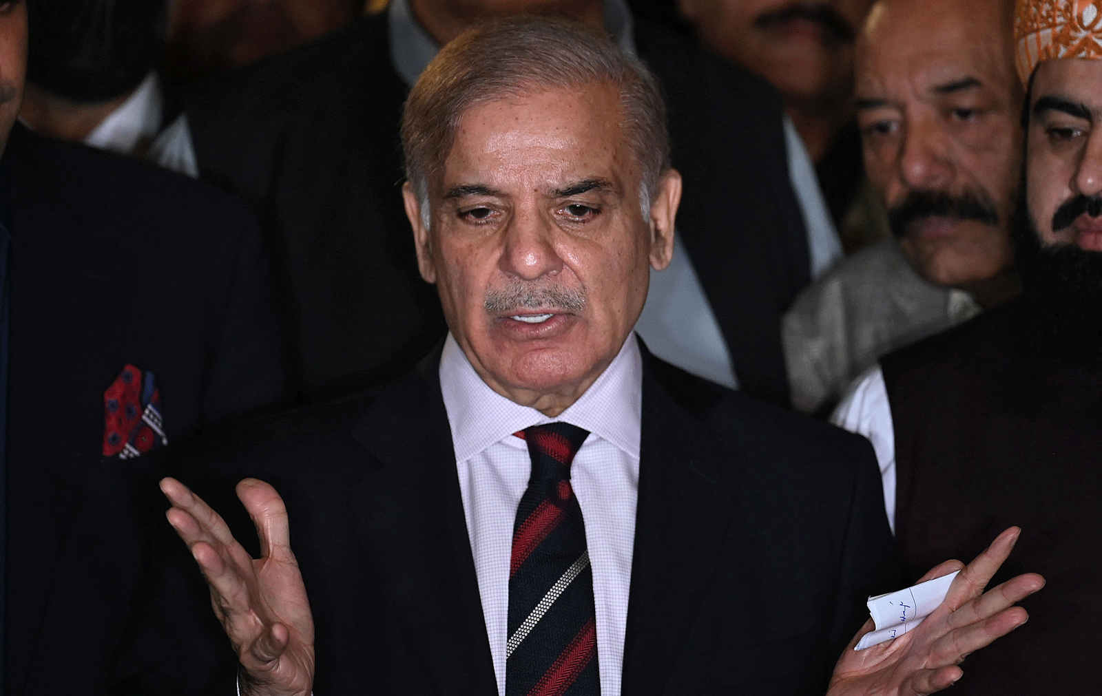 ১১ জুন পর্যন্ত জামিন পেলেন পাক প্রধানমন্ত্রী শাহবাজ শরিফ