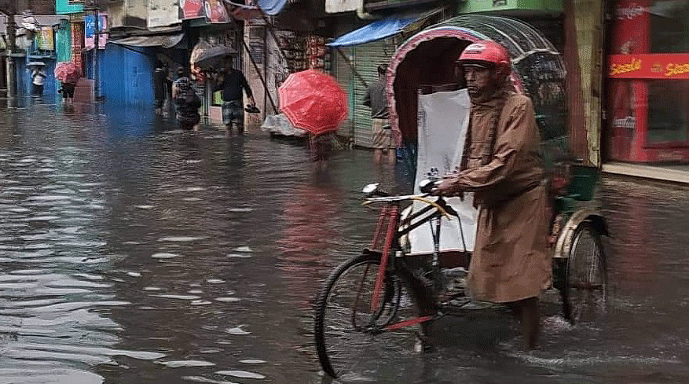 চট্টগ্রাম ডুবল ৯ ঘণ্টার বৃষ্টিতে
