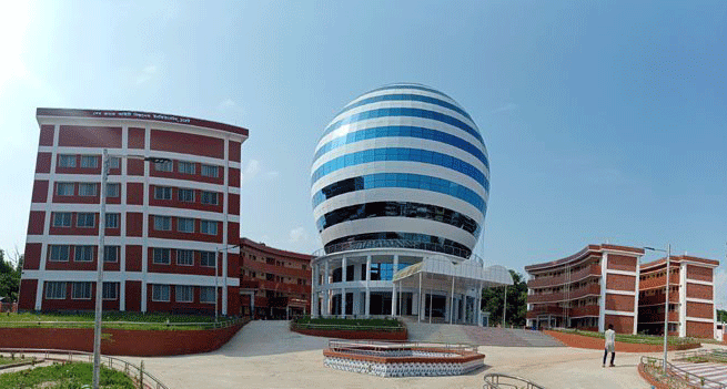 দেশের প্রথম ক্যাম্পাস-ভিত্তিক স্বপ্নের ইনকিউবেটর উদ্বোধন করলেন প্রধানমন্ত্রী