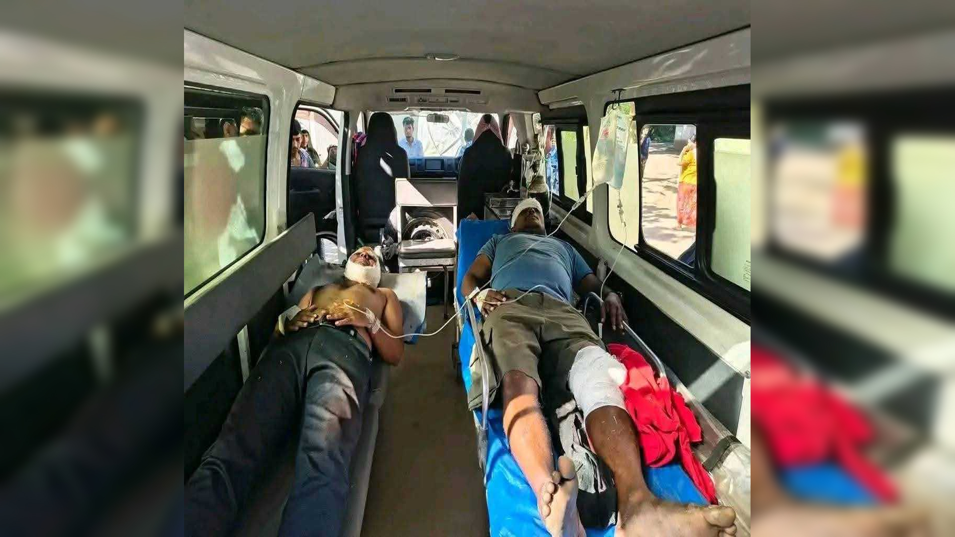 বান্দরবানে চাঁদের গাড়ি উল্টে ১১ পর্যটক আহত